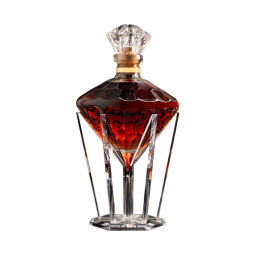 Կոնյակ «Տաշիր 50» կեսդարյա հնեցման պսակը