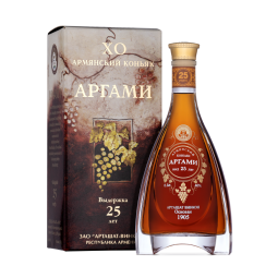 Կոնյակ «Արգամի 25» ժամանակի վարպետը